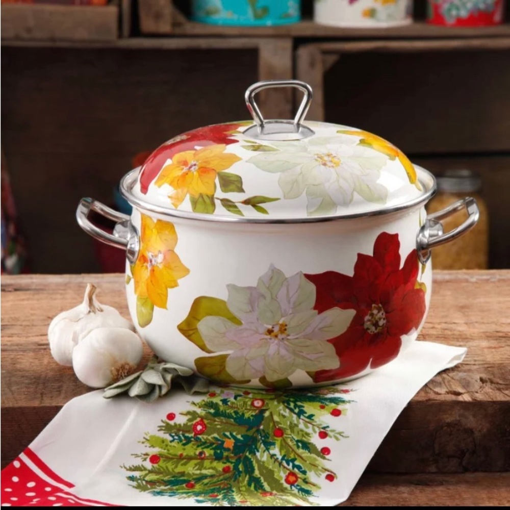 HTF! Pioneer Woman Christmas Holiday Frontier Poinsettia 4 Qt Dutch Oven NWT!